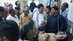 رئيس مؤسسة الإسمنت يتفقد جرحى جريمة استهداف مصنع باجل بالحديدة