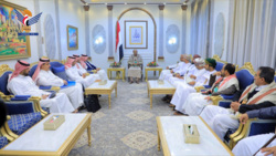 الرئيس المشاط يستقبل الوفدين العماني والسعودي في القصر الجمهوري بصنعاء