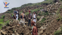 Prüfung der Schäden des Hochwassers in Al-Jebin, Provinz Raymah