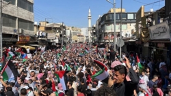 آلاف الأردنيين يخرجون في مسيرة حاشدة تنديدًا بالعدوان المُستمر على غزة