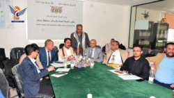 إدارية محلي صنعاء تناقش إجراءات تنفيذ عدد من المشاريع والمبادرات