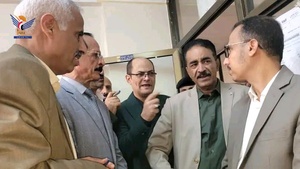 القائم بأعمال رئيس مصلحة الضرائب والجمارك يطلع على العمل في وحدتي كبار المكلفين والتحريات